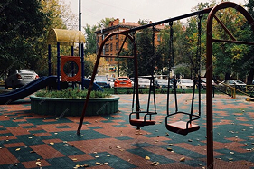Gliders & Swings